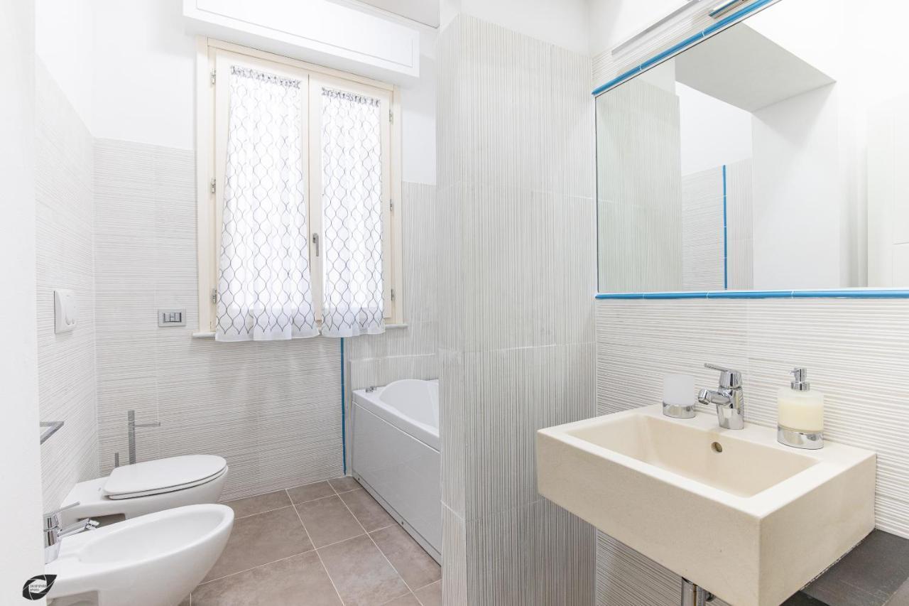 Elena House Apartments فياريجيو المظهر الخارجي الصورة