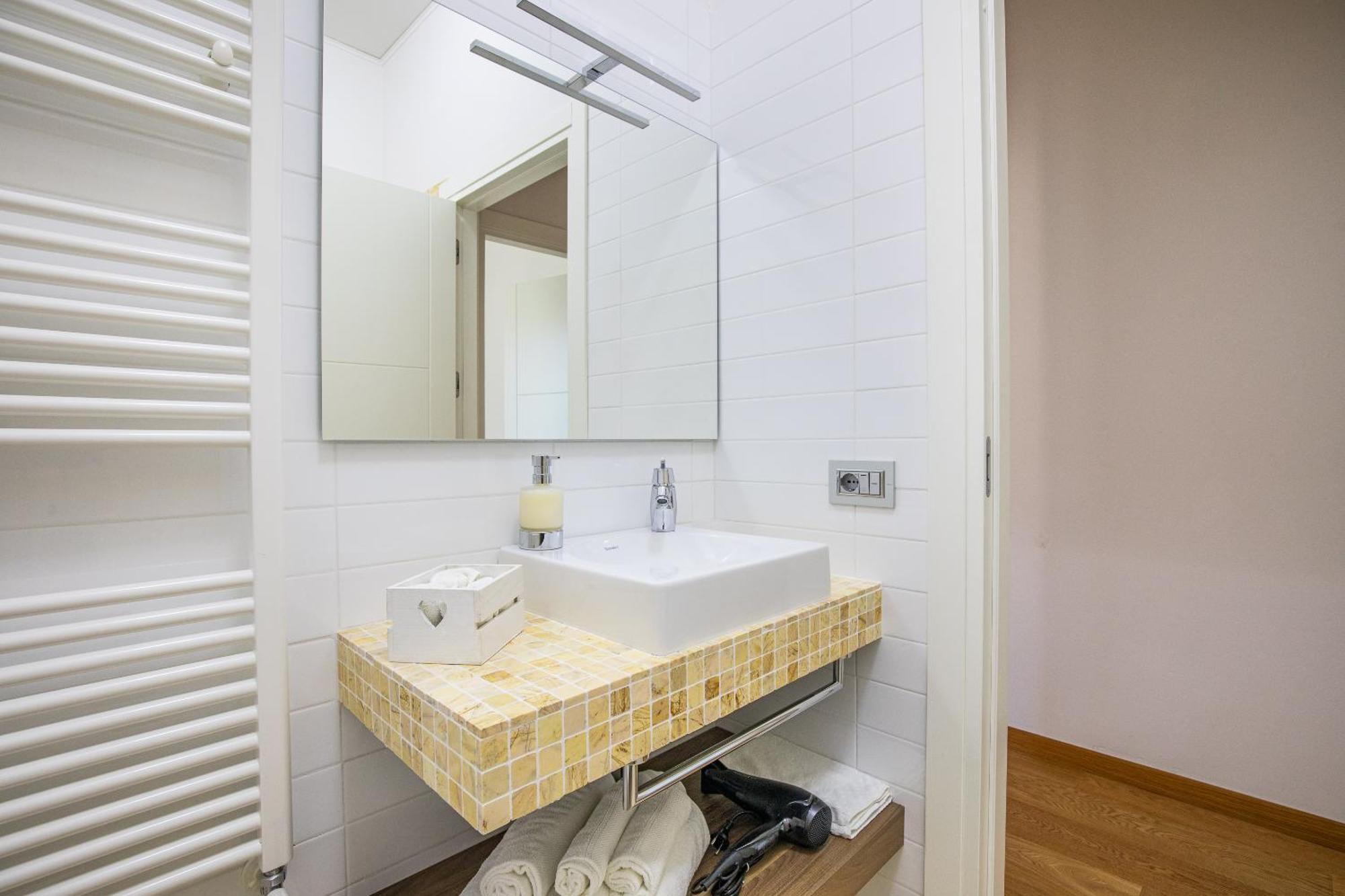 Elena House Apartments فياريجيو المظهر الخارجي الصورة
