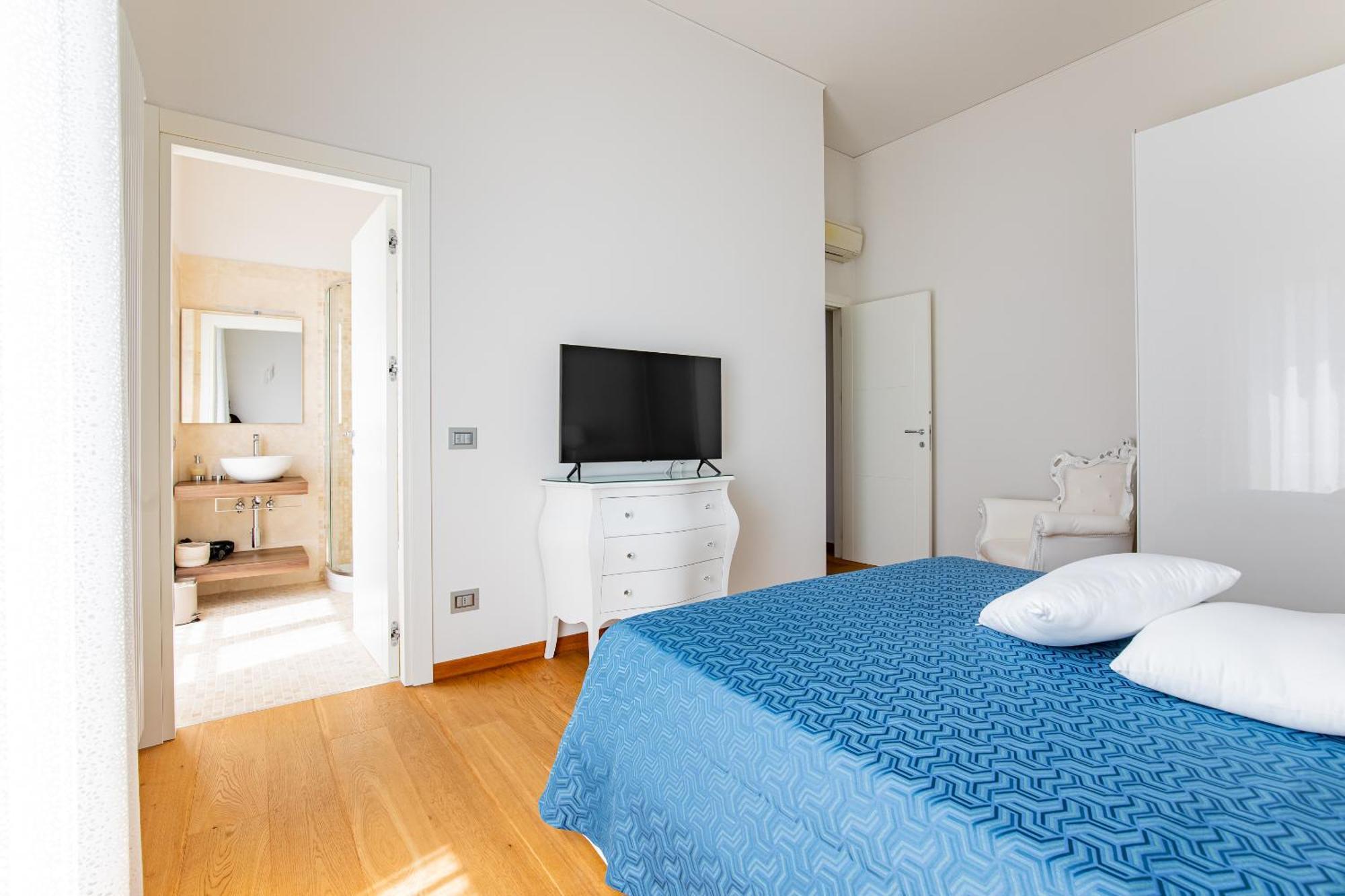 Elena House Apartments فياريجيو الغرفة الصورة